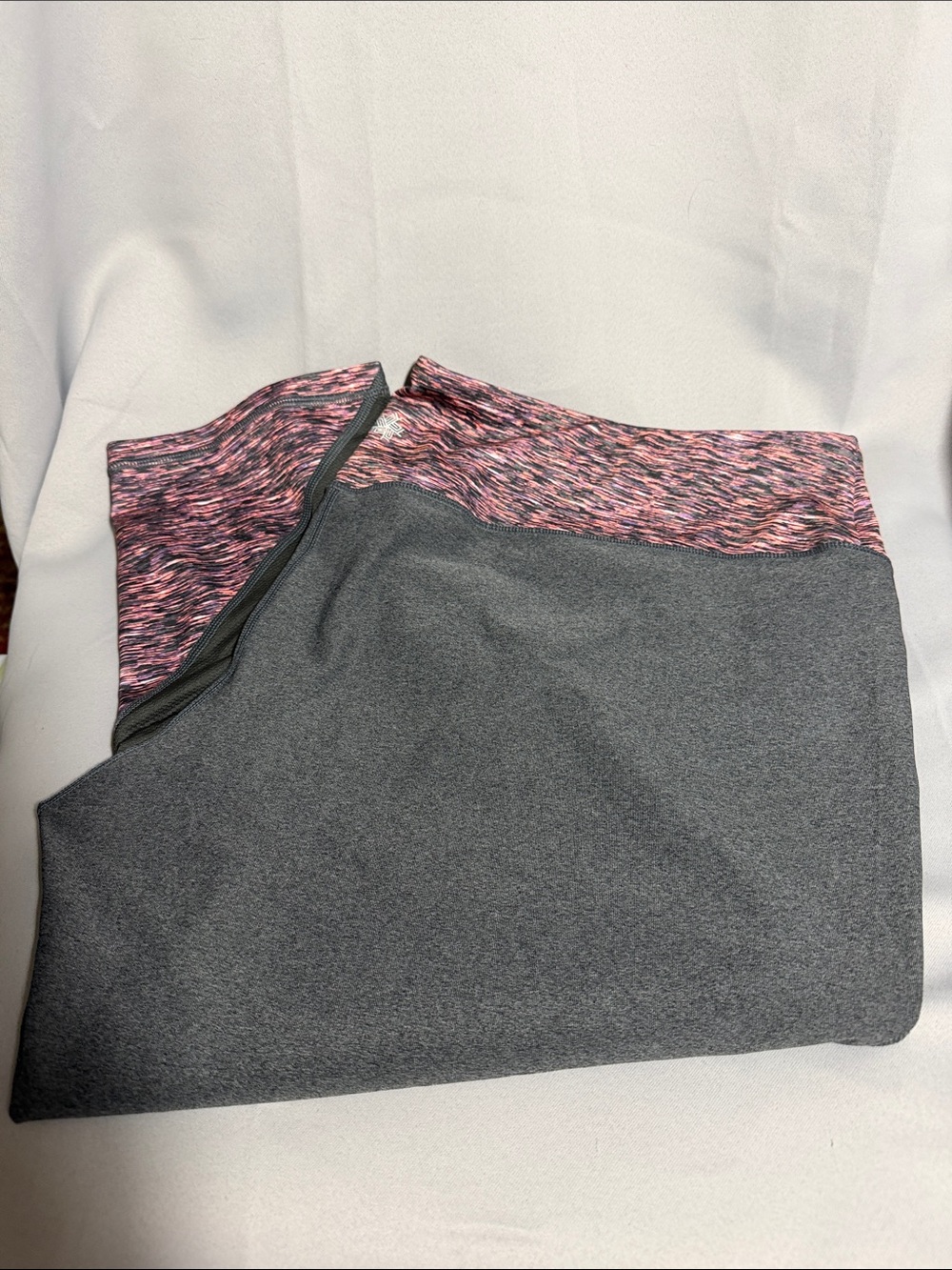 tek gear Gray  Cropped Leggings with Pink Marled Waistband
